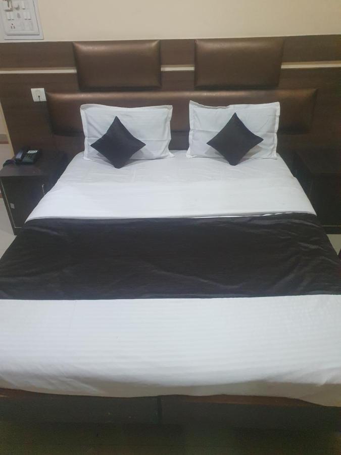 Hotel Anmol Ambikapur Exterior foto
